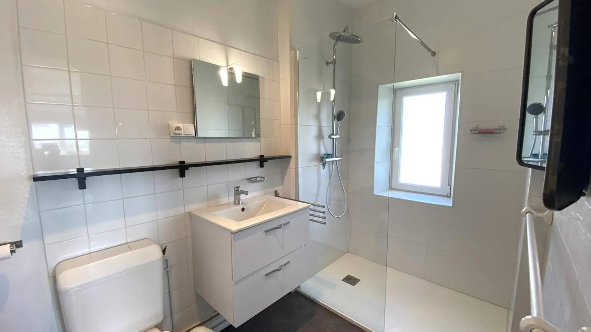 Maison Bretonne Renovee, Proche Mer, Plage Et Commerces A Tregastel, Avec Jardin Clos Et Wifi - Fr-1-368-6 Holiday home